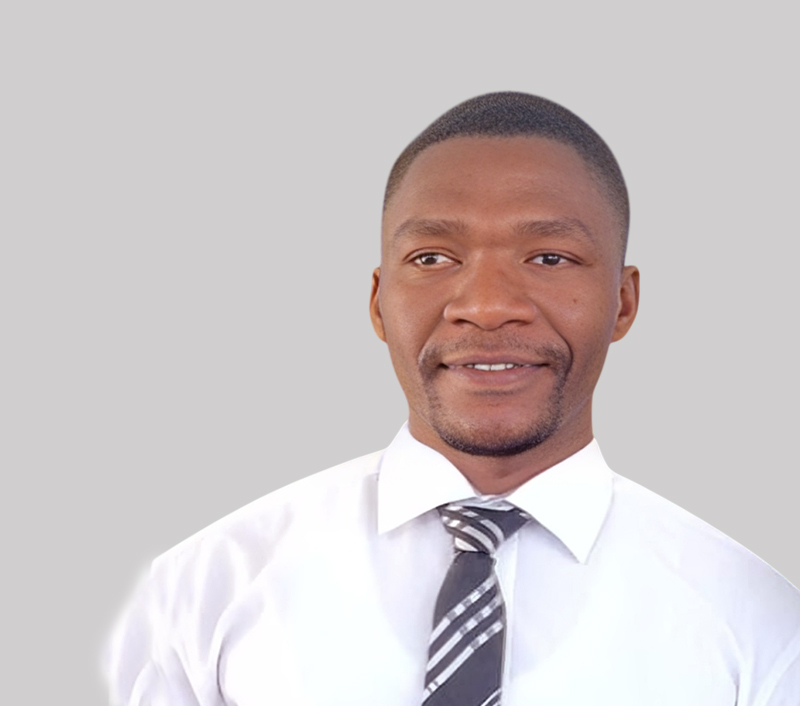 Omar S. Kiponza<br />
President<br />
(TAT Board Chairman)<br />
